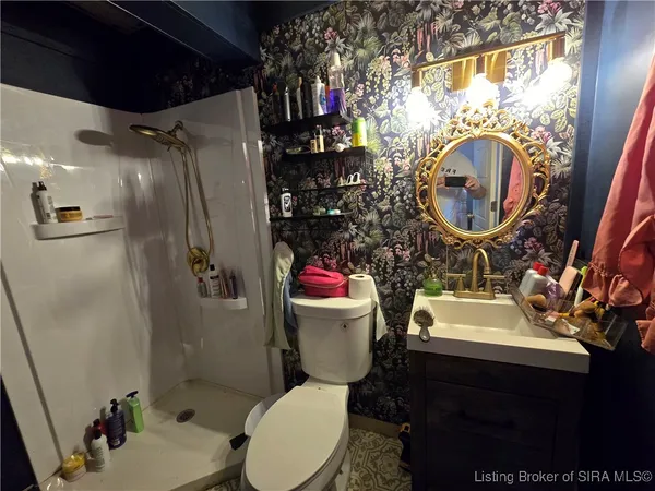 $250,000 | 1020 North Church Street, Austin, IN 47102