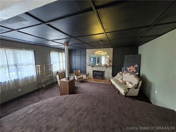 $250,000 | 1020 North Church Street, Austin, IN 47102