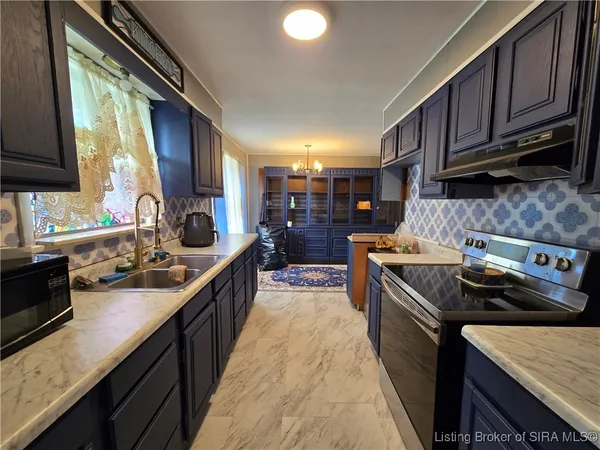 $250,000 | 1020 North Church Street, Austin, IN 47102