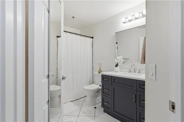$425,000 | 535 Magnolia Avenue, Unit 113, Long Beach, CA 90802