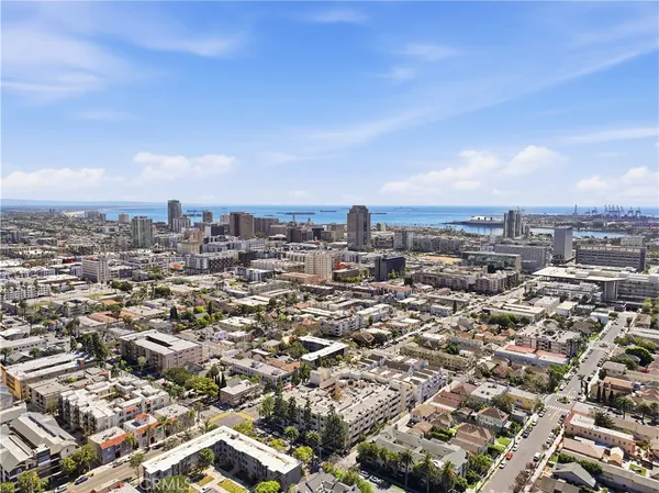 $425,000 | 535 Magnolia Avenue, Unit 113, Long Beach, CA 90802