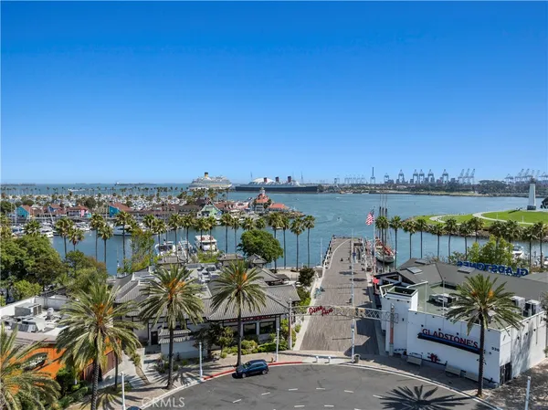 $425,000 | 535 Magnolia Avenue, Unit 113, Long Beach, CA 90802