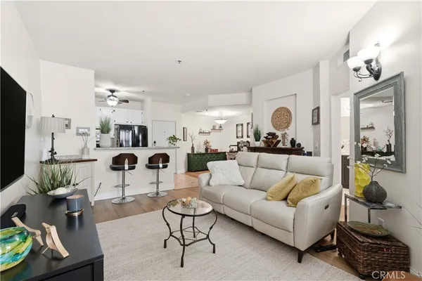 $425,000 | 535 Magnolia Avenue, Unit 113, Long Beach, CA 90802