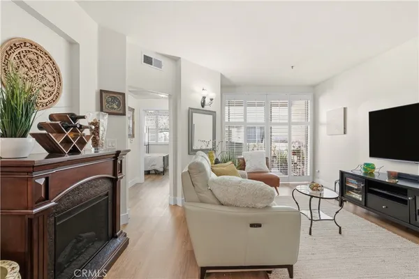 $425,000 | 535 Magnolia Avenue, Unit 113, Long Beach, CA 90802