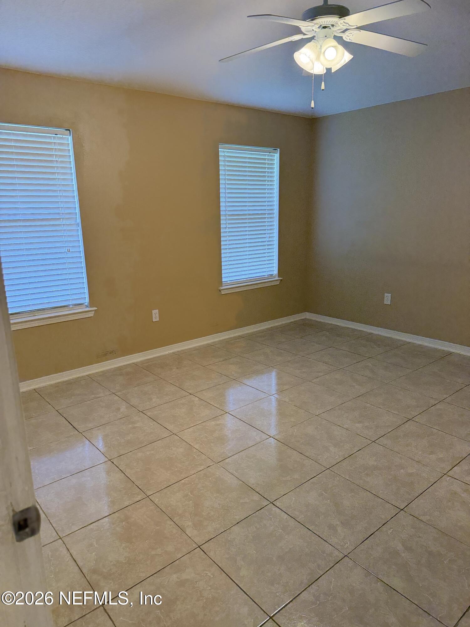 5925 Round Table Road Jacksonville, FL 32254 - Photo 12 of 21 IMG_2155