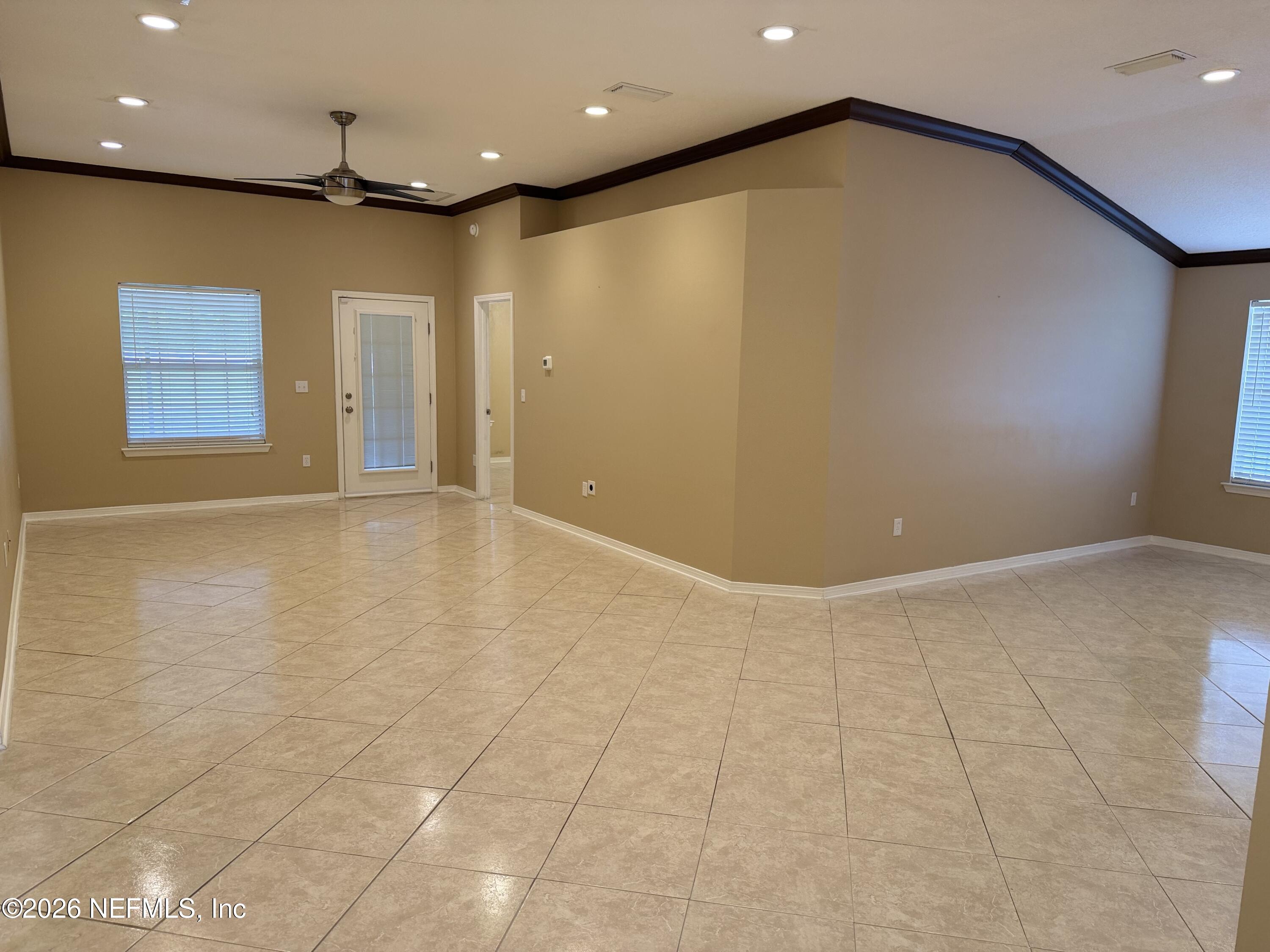 5925 Round Table Road Jacksonville, FL 32254 - Photo 4 of 21 IMG_2148