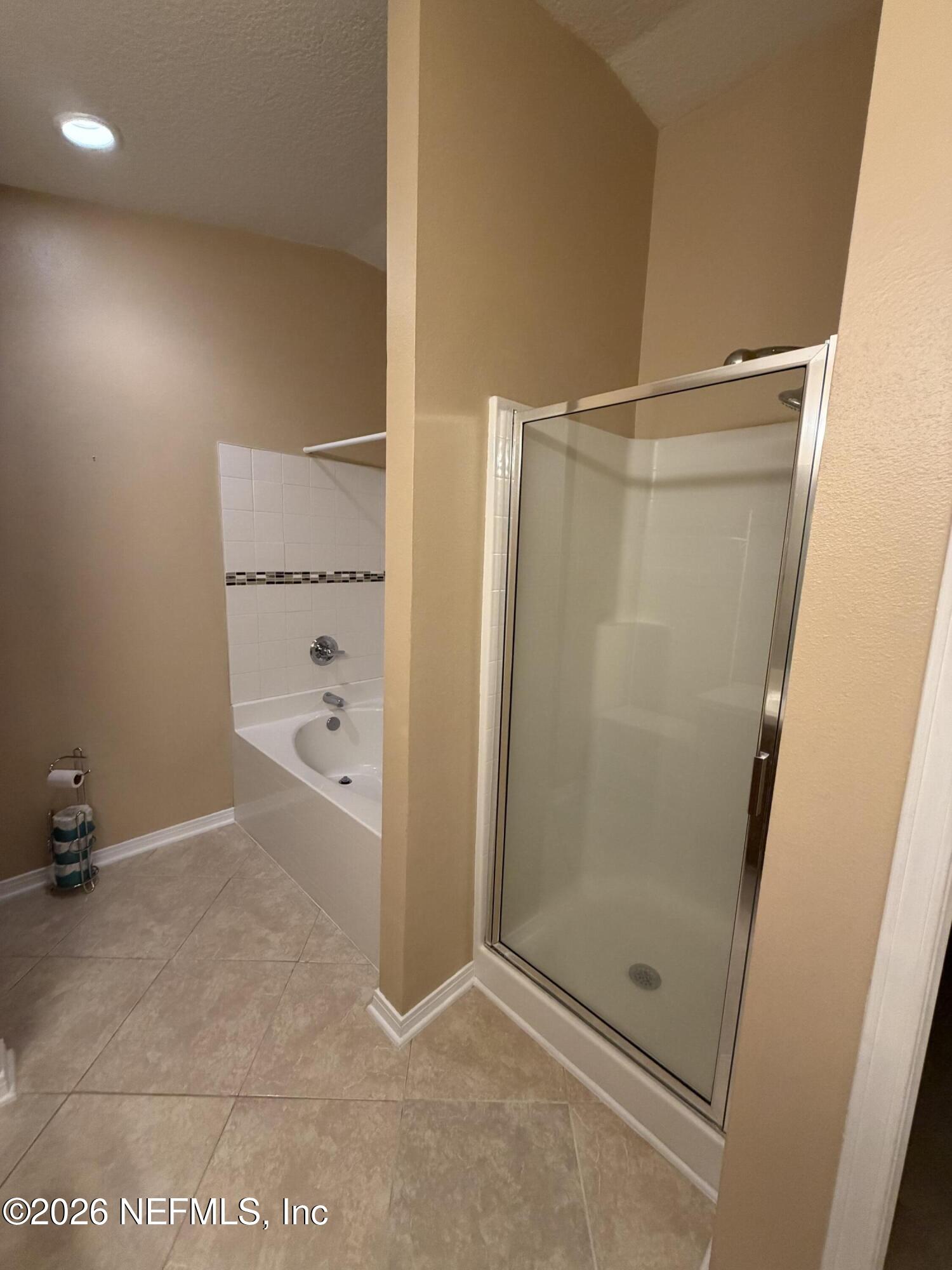 5925 Round Table Road Jacksonville, FL 32254 - Photo 10 of 21 IMG_2158