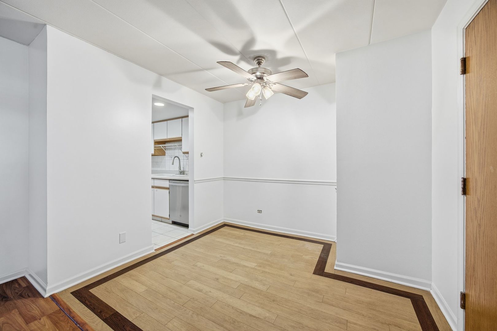 4618 River Road, Unit 1D Schiller Park, IL 60176 - Photo 6 of 12 an empty room with closet and windows