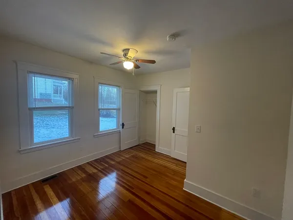 $2,200 | 290 Hilldale Avenue, Unit 1, Haverhill, MA 01832
