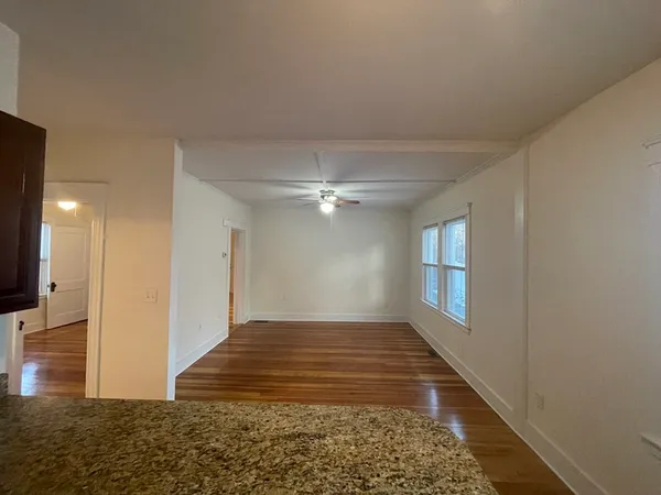 $2,200 | 290 Hilldale Avenue, Unit 1, Haverhill, MA 01832