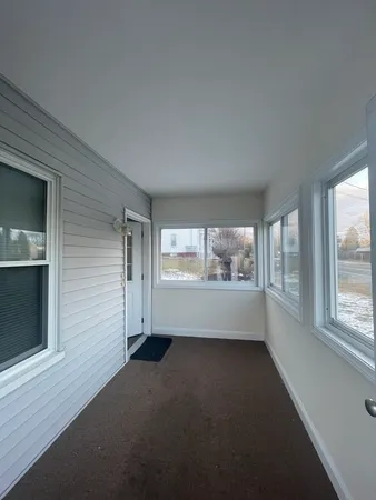 $2,200 | 290 Hilldale Avenue, Unit 1, Haverhill, MA 01832