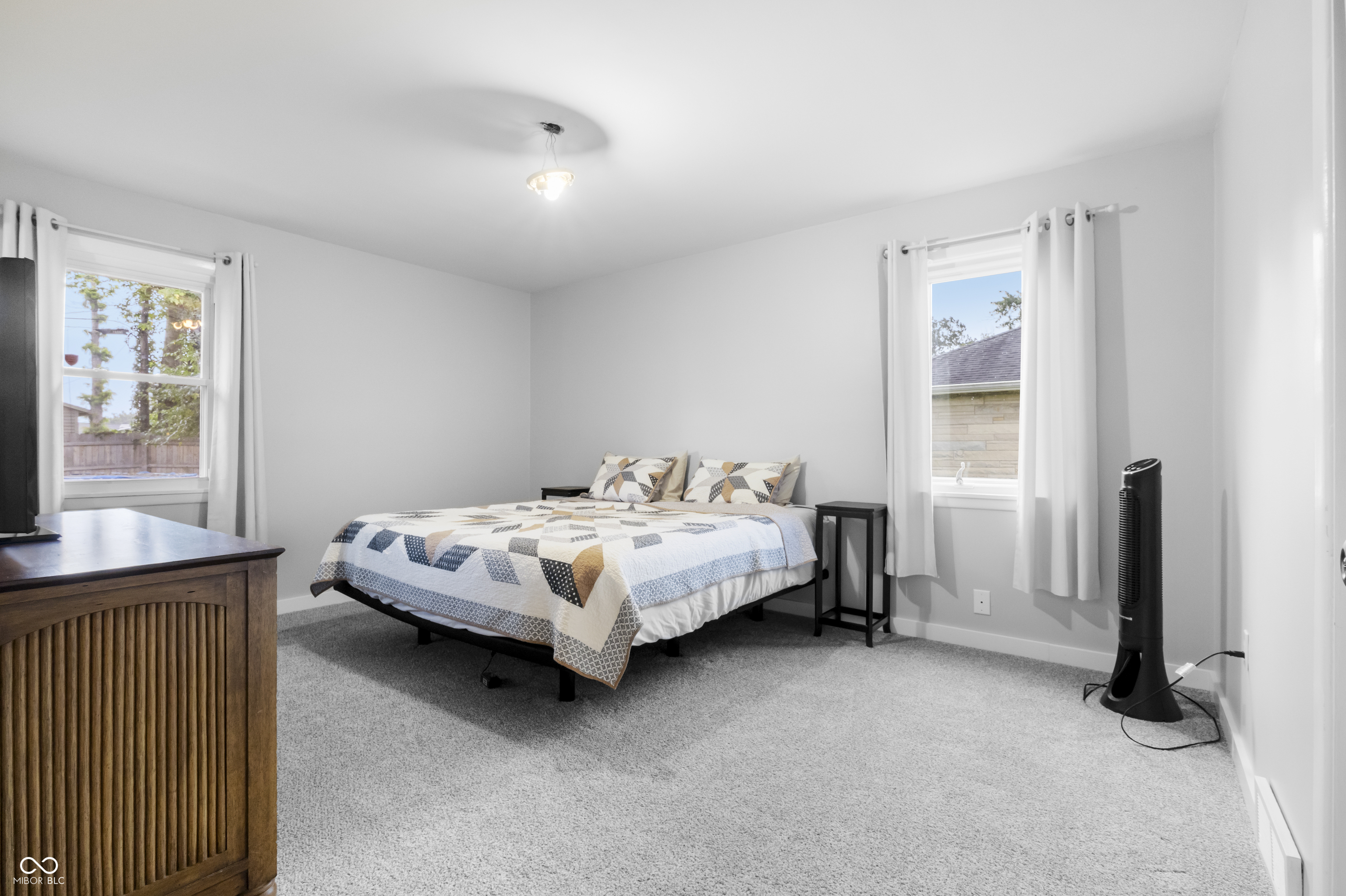 2613 Maple Street Columbus, IN 47201 - Photo 27 of 33