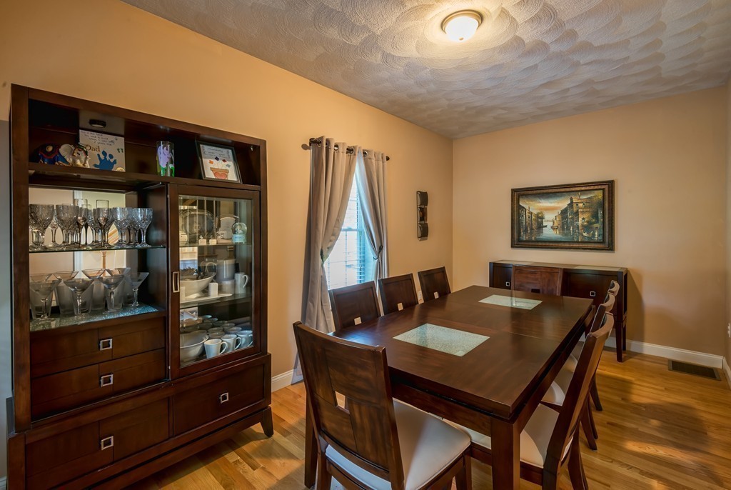 8 Bell Road Tewksbury, MA 01876 - Photo 11 of 23 Gallery Image 11