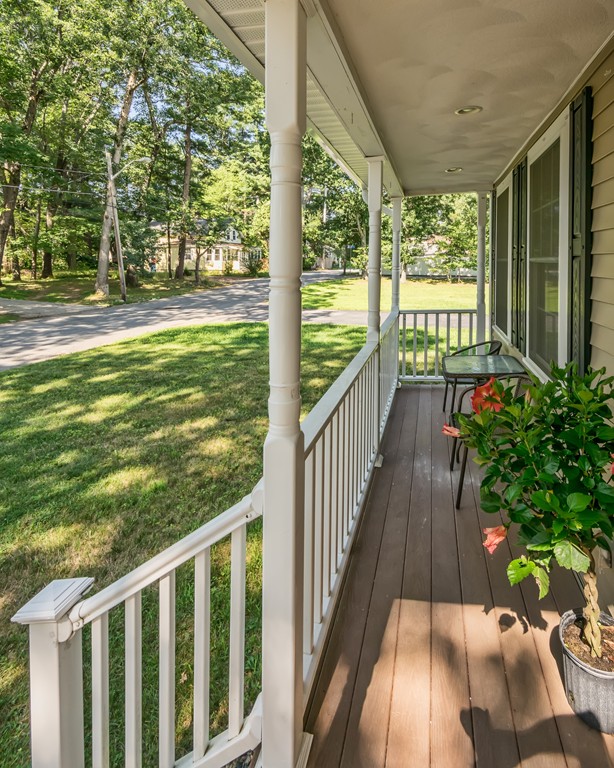8 Bell Road Tewksbury, MA 01876 - Photo 2 of 23 Gallery Image 2