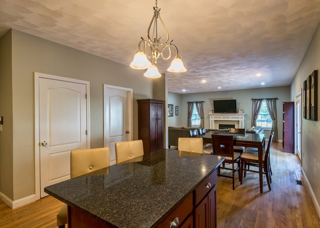 8 Bell Road Tewksbury, MA 01876 - Photo 10 of 23 Gallery Image 10