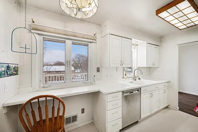 $329,900 | 3959 Arthur Street Northeast, Columbia Heights, MN 55421