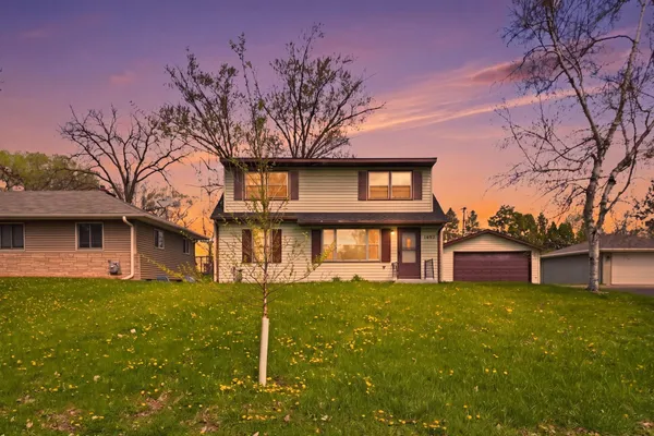 $425,000 | 1697 Rose Place, Roseville, MN 55113
