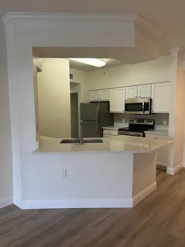 $2,100 | 9905 Baywinds Boulevard, Unit 2201, West Palm Beach, FL 33411