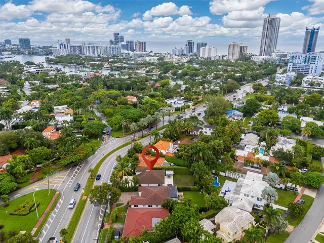 $2,395,000 | 6235 Alton Road, Miami Beach, FL 33140
