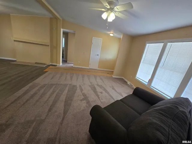 $50,000 | 116 Shennadoh Drive, Unit 116, Springfield, IL 62702