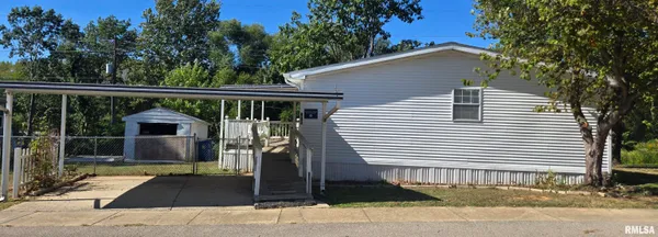 $45,000 | 116 Shennadoh Drive, Unit 116, Springfield, IL 62702