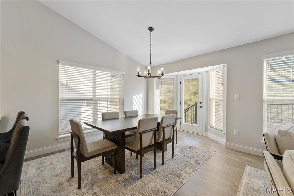 7405 Shadow Point Drive St. Louis, MO 63129 - Photo 11 of 42