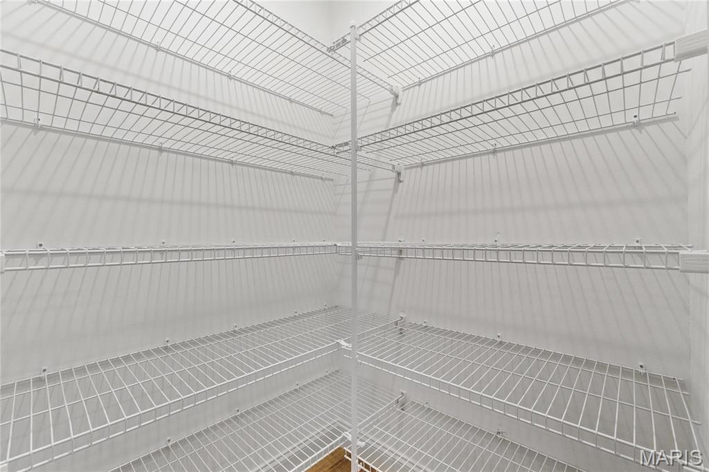 7405 Shadow Point Drive St. Louis, MO 63129 - Photo 20 of 42