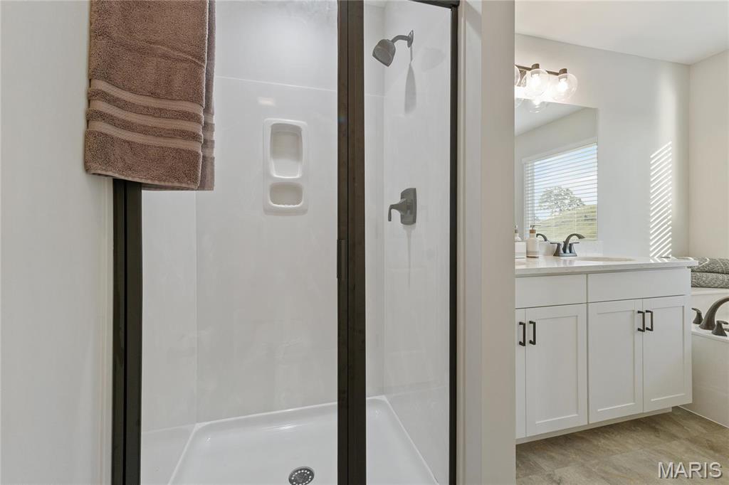 7405 Shadow Point Drive St. Louis, MO 63129 - Photo 25 of 42