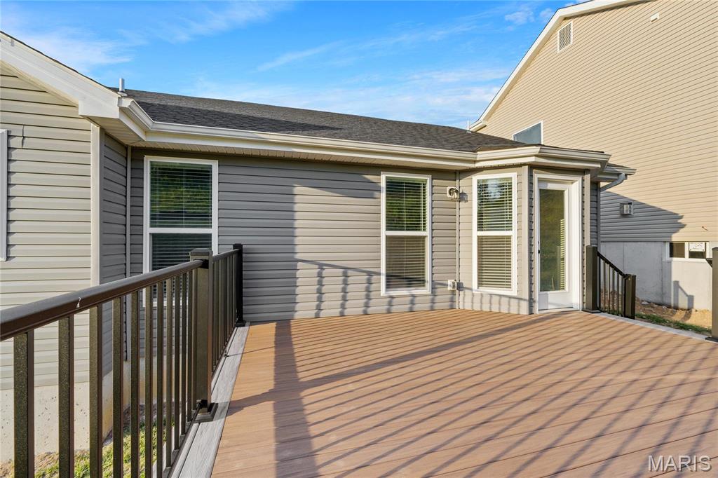 7405 Shadow Point Drive St. Louis, MO 63129 - Photo 34 of 42