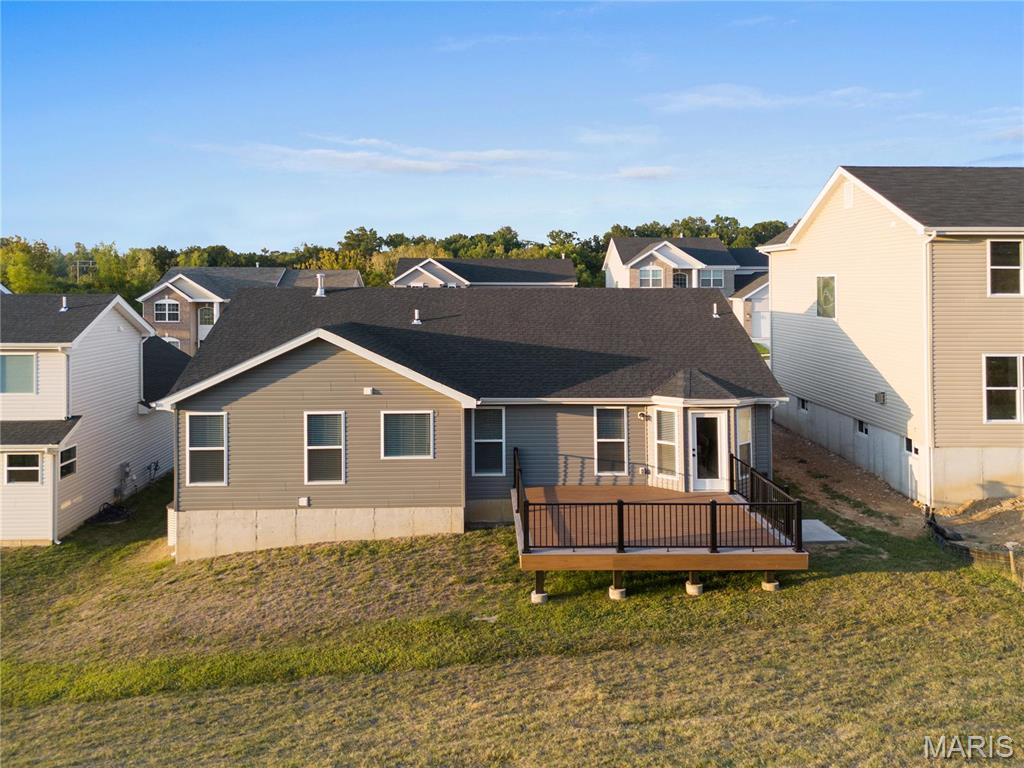 7405 Shadow Point Drive St. Louis, MO 63129 - Photo 4 of 42