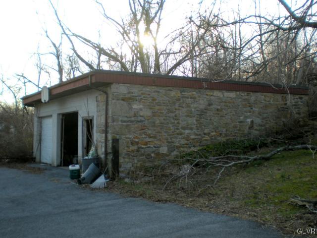 7493 Lazor Road Macungie, PA 18062 - Photo 13 of 13 Detached Two Car Garage (side view)