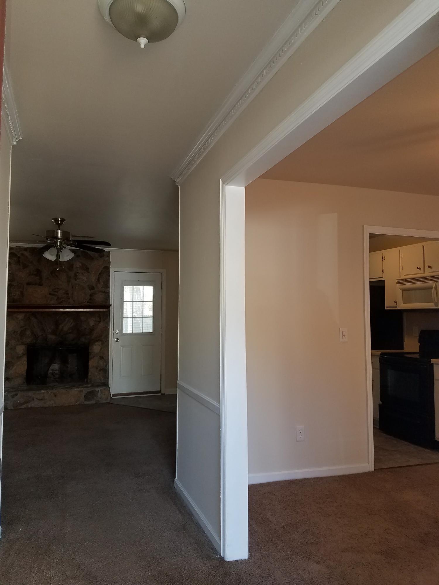 602 Beauregard Road Summerville, SC 29486 - Photo 5 of 13 20170114_124702