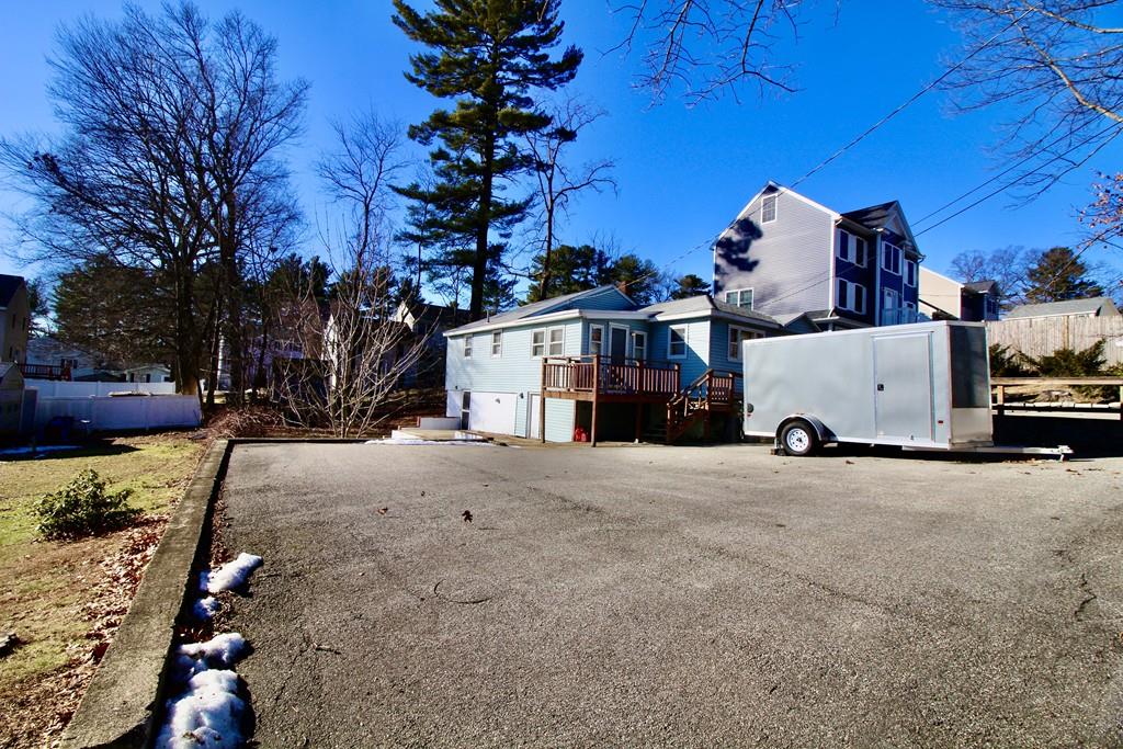 8 Sunrise Avenue Billerica, MA 01821 - Photo 14 of 15