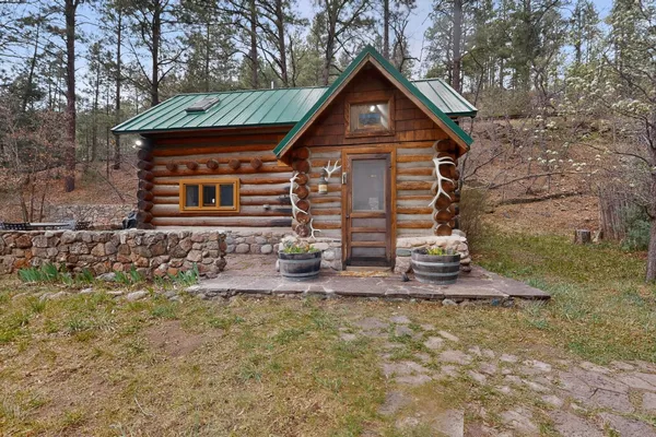 $749,000 | 1 Mcferrin Taylor Road, Pecos, NM 87552
