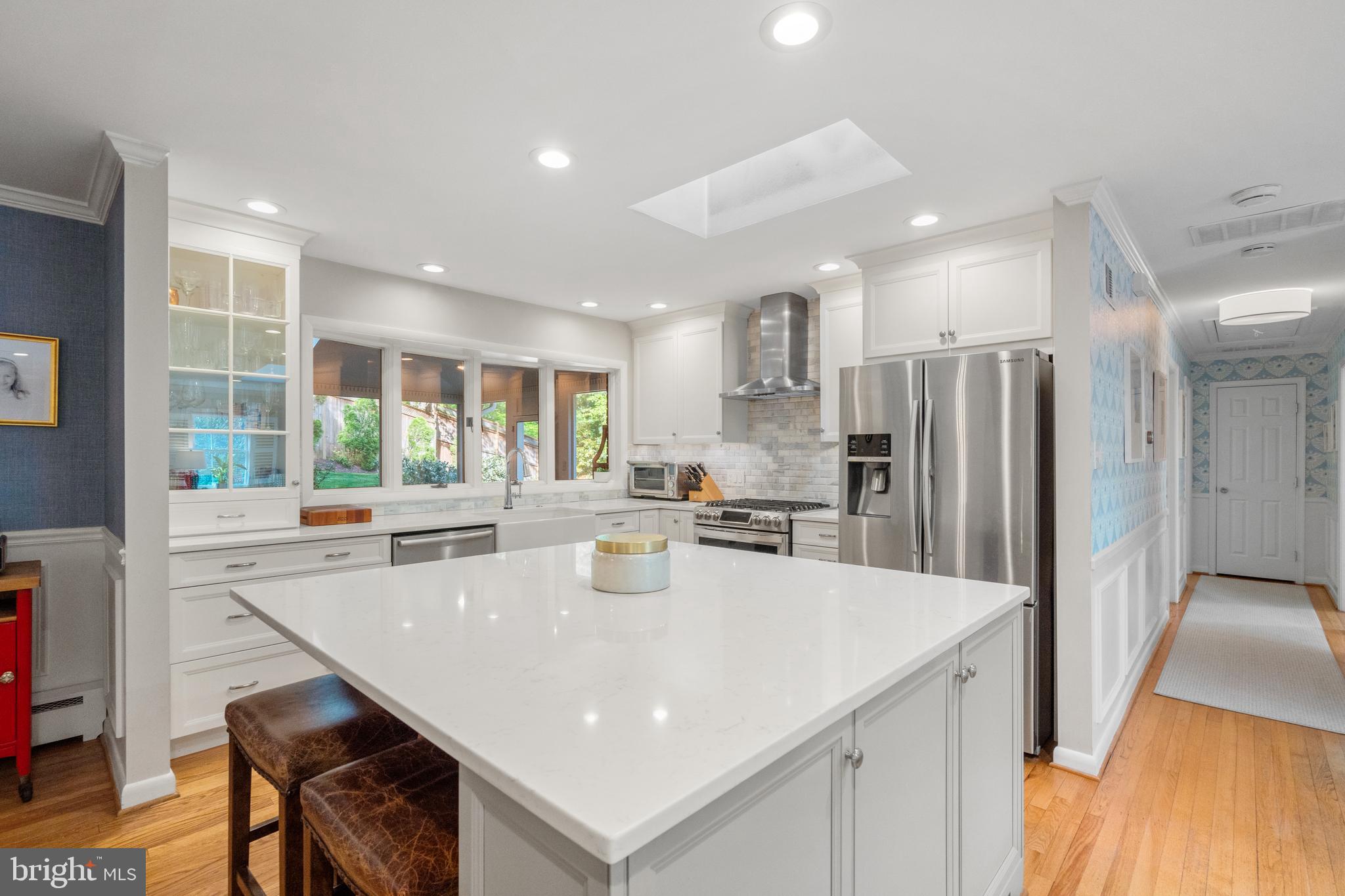 6208 Foxcroft Road Alexandria, VA 22307 - Photo 12 of 43 Kitchen