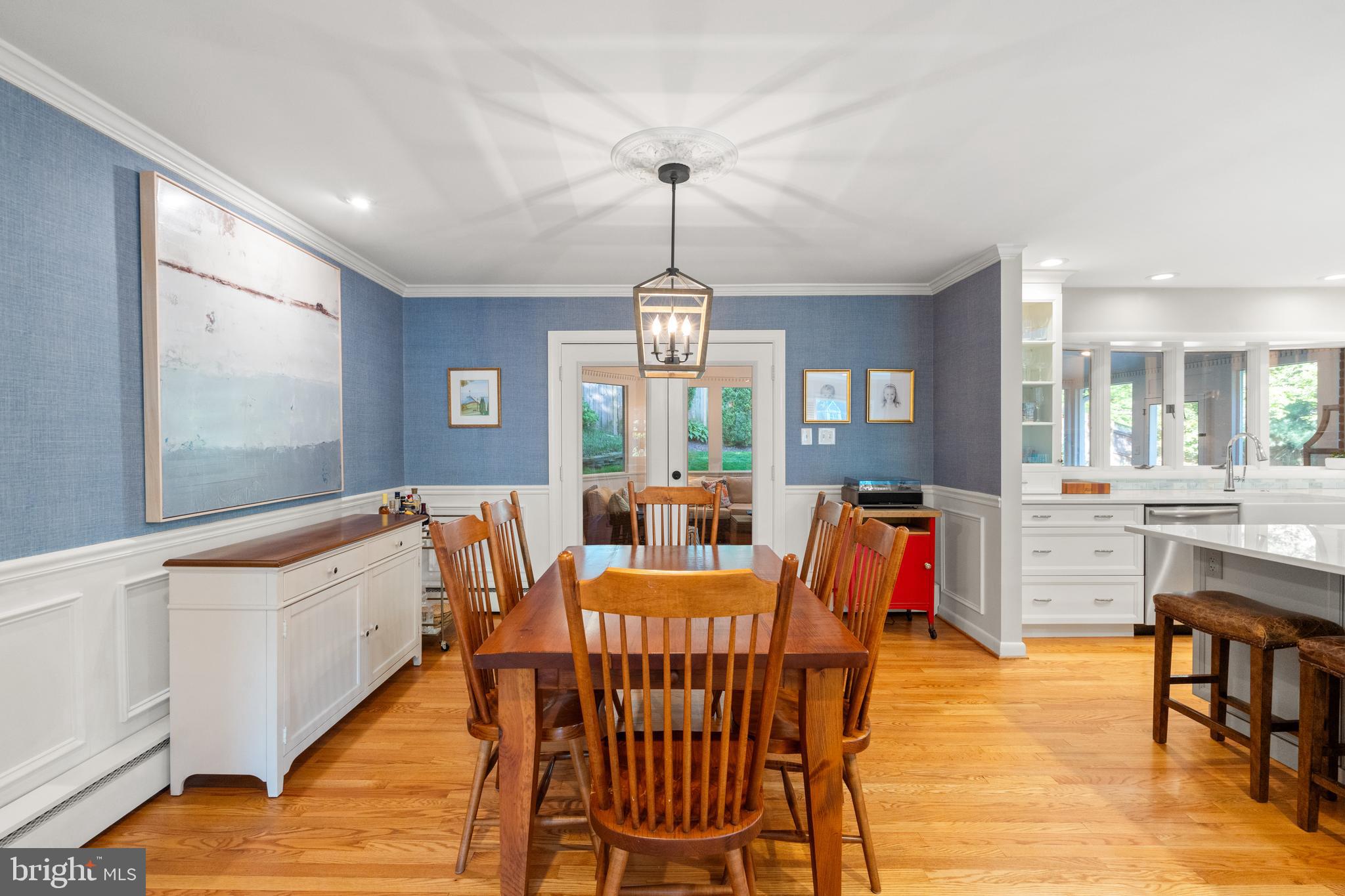 6208 Foxcroft Road Alexandria, VA 22307 - Photo 8 of 43 Gallery Image 8