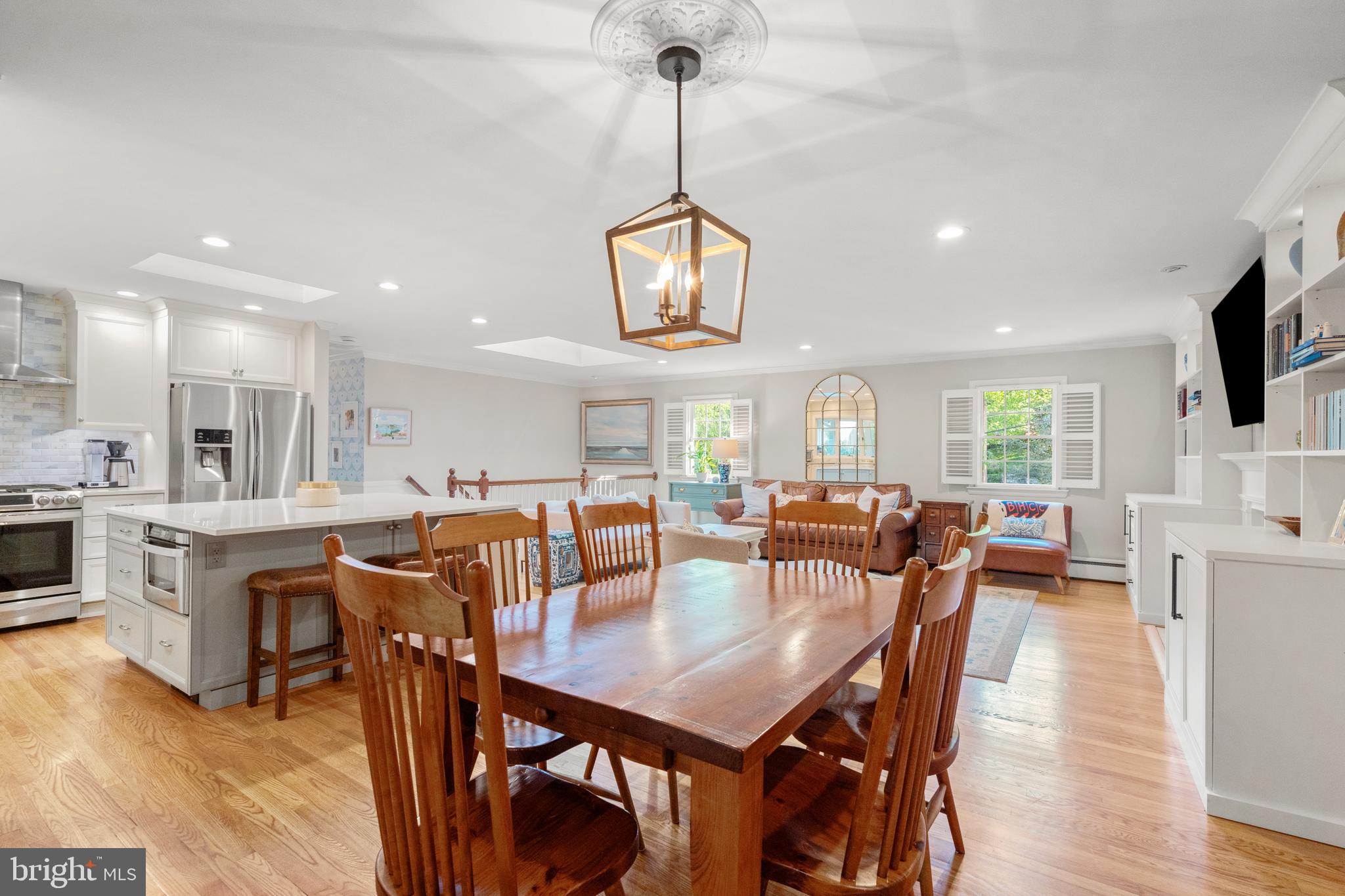 6208 Foxcroft Road Alexandria, VA 22307 - Photo 9 of 43 Gallery Image 9