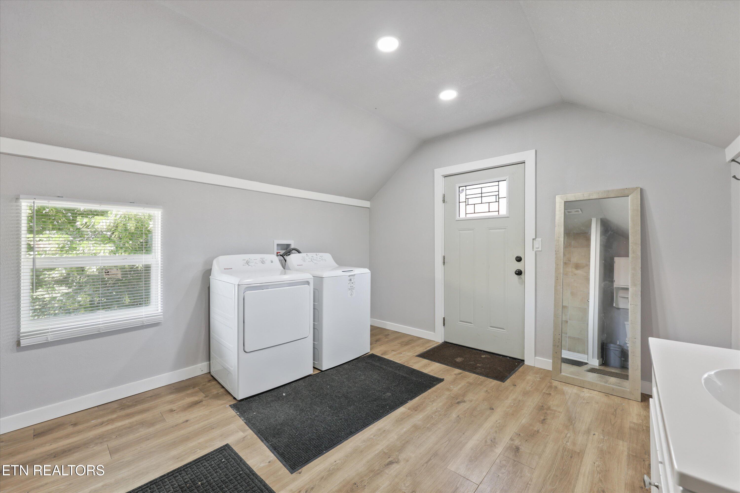 131 Burrville Road Sunbright, TN 37872 - Photo 36 of 55 33-131 Burrville Rd58
