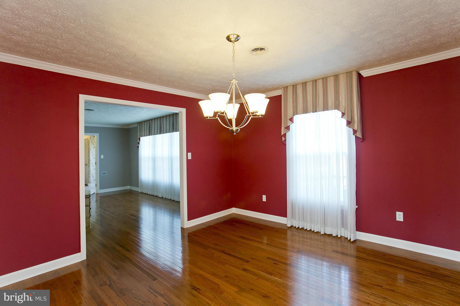 216 Hopewell Road Clear Brook, VA 22624 - Photo 5 of 29 Dining Room