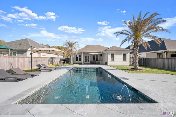 $569,900 | 12696 Solemn Oaks Avenue, Baton Rouge, LA 70818