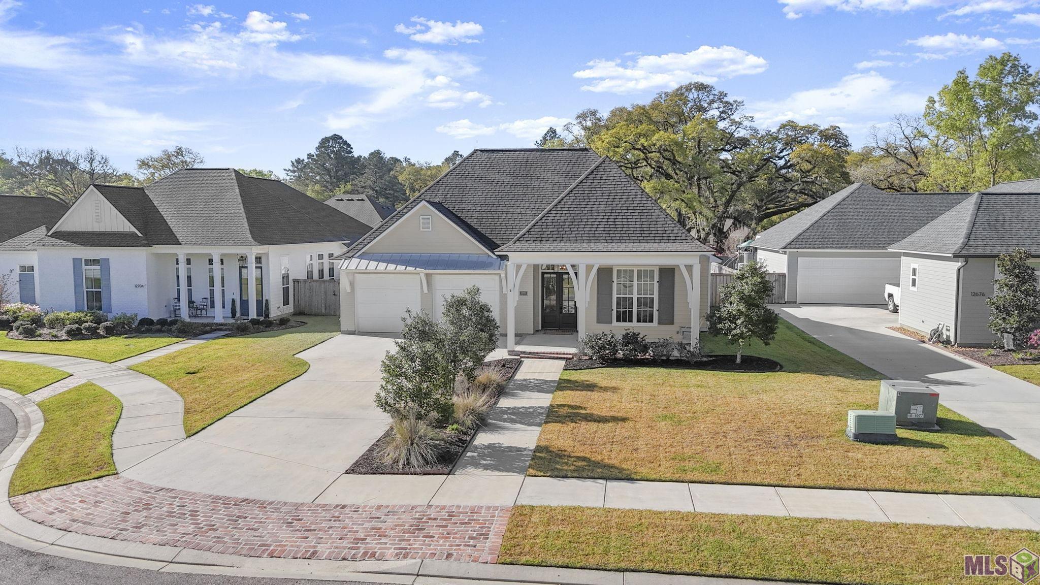 12696 Solemn Oaks Avenue Baton Rouge, LA 70818 - Photo 2 of 58