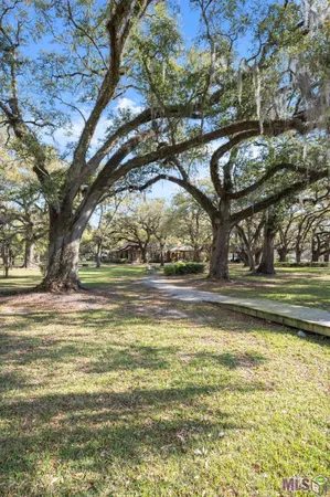 $569,900 | 12696 Solemn Oaks Avenue, Baton Rouge, LA 70818