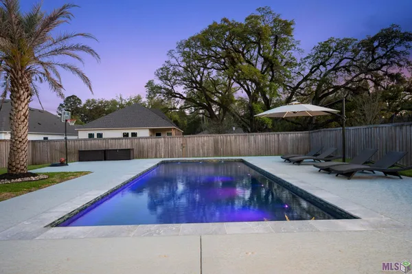 $569,900 | 12696 Solemn Oaks Avenue, Baton Rouge, LA 70818