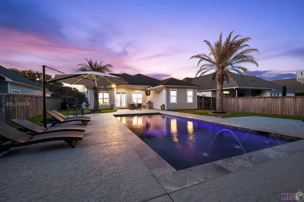 $569,900 | 12696 Solemn Oaks Avenue, Baton Rouge, LA 70818