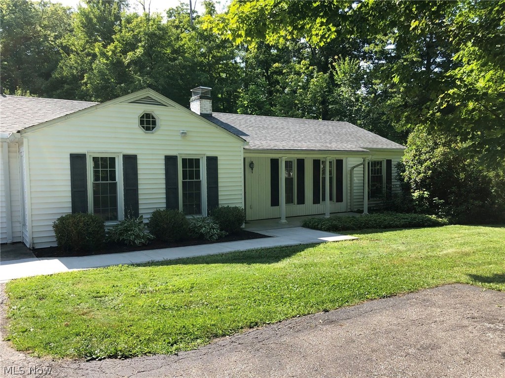 203 Laurel Road Chagrin Falls, OH 44022 - Photo 1 of 1 Gallery Image 1