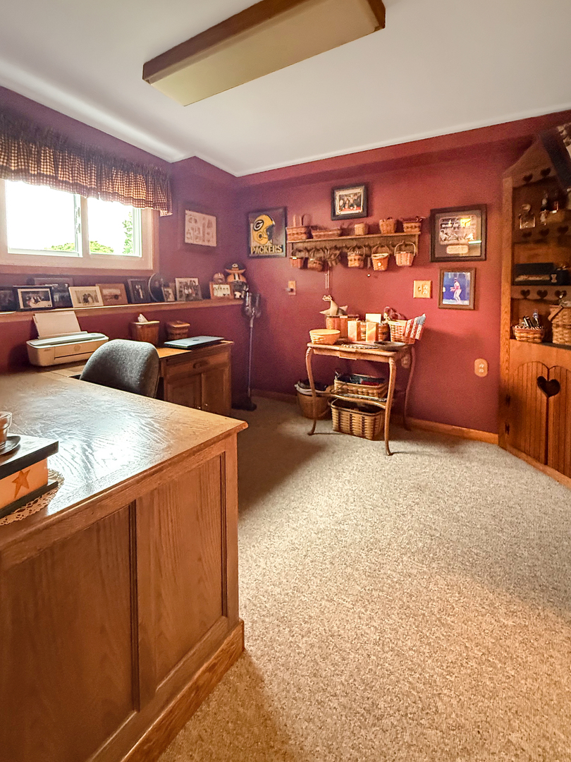 1616 Golfview Circle Rantoul, IL 61866 - Photo 11 of 33