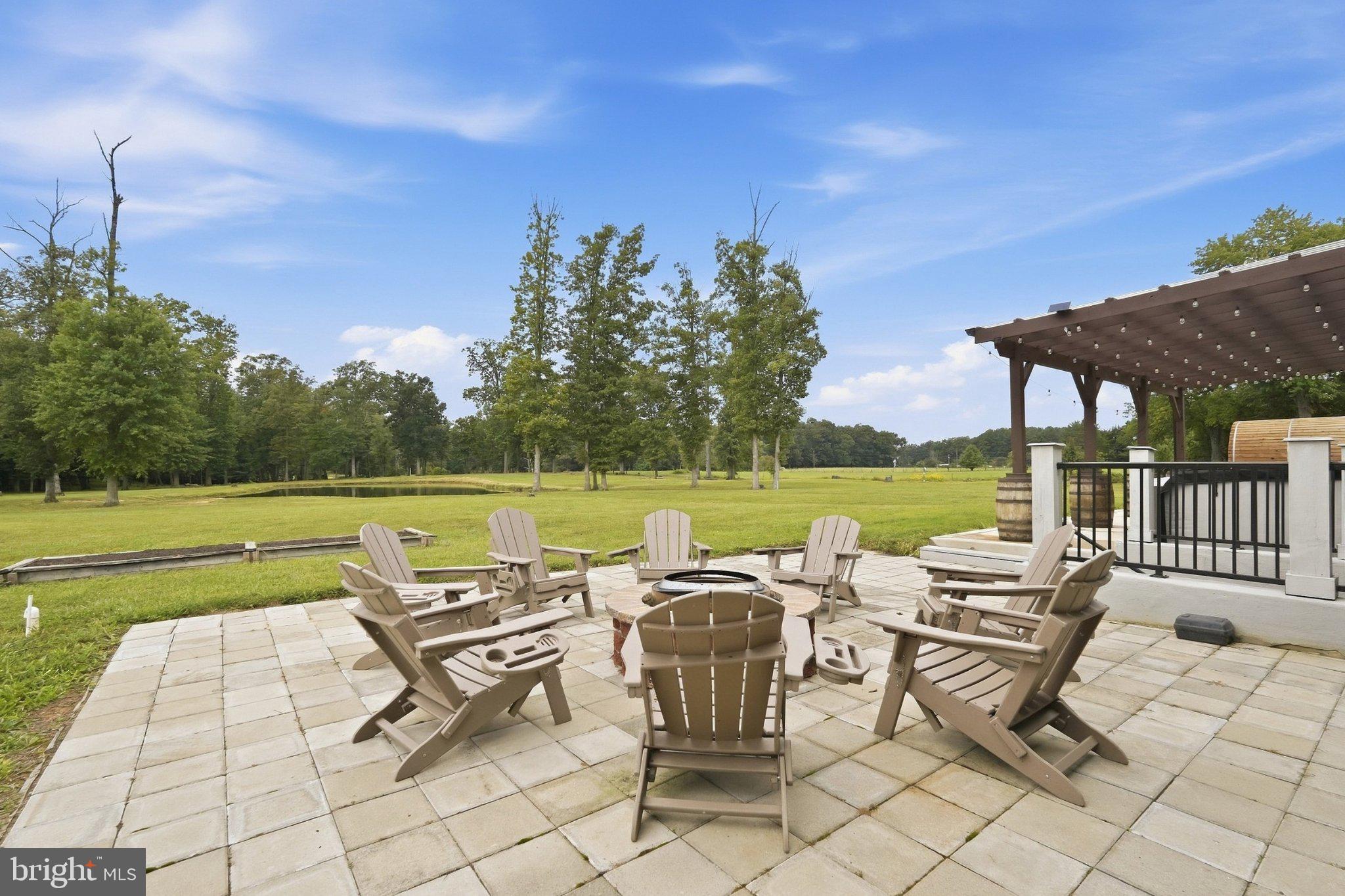 43449 Lost Corner Road Leesburg, VA 20176 - Photo 64 of 111 Backyard Patio