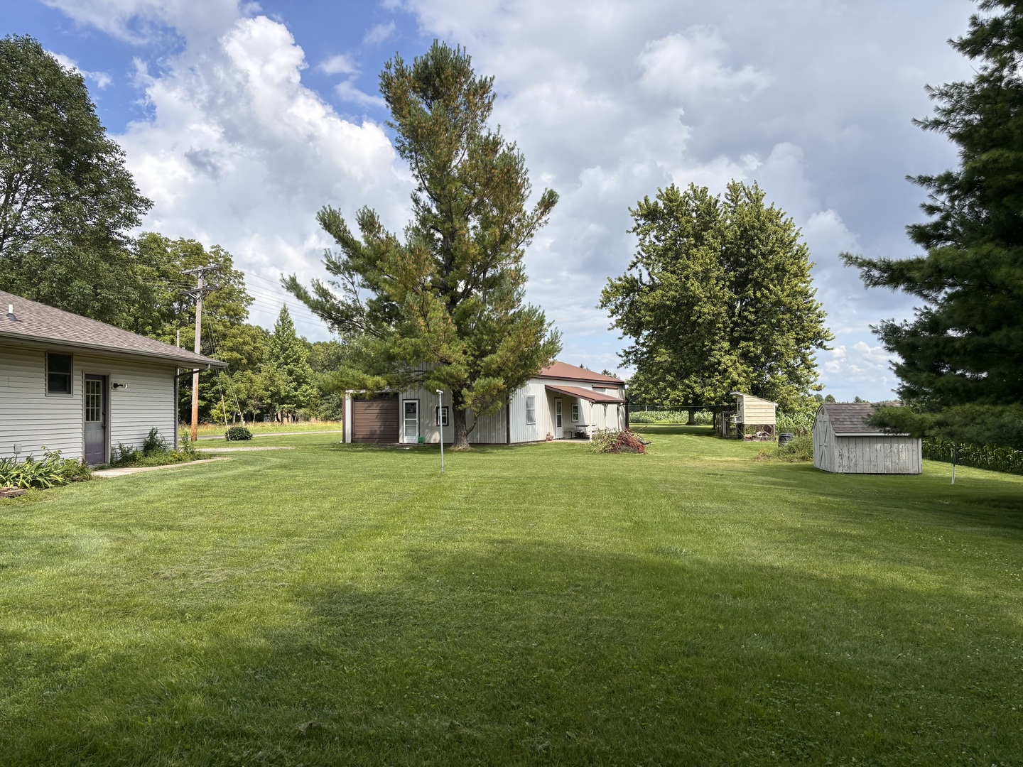 7177 Old Peoria Road Danvers, IL 61732 - Photo 8 of 34