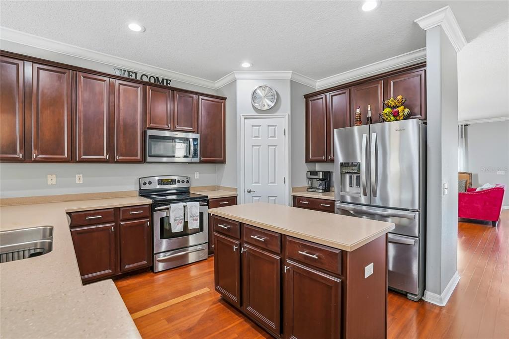 5713 Justicia Loop Land O' Lakes, FL 34639 - Photo 25 of 57