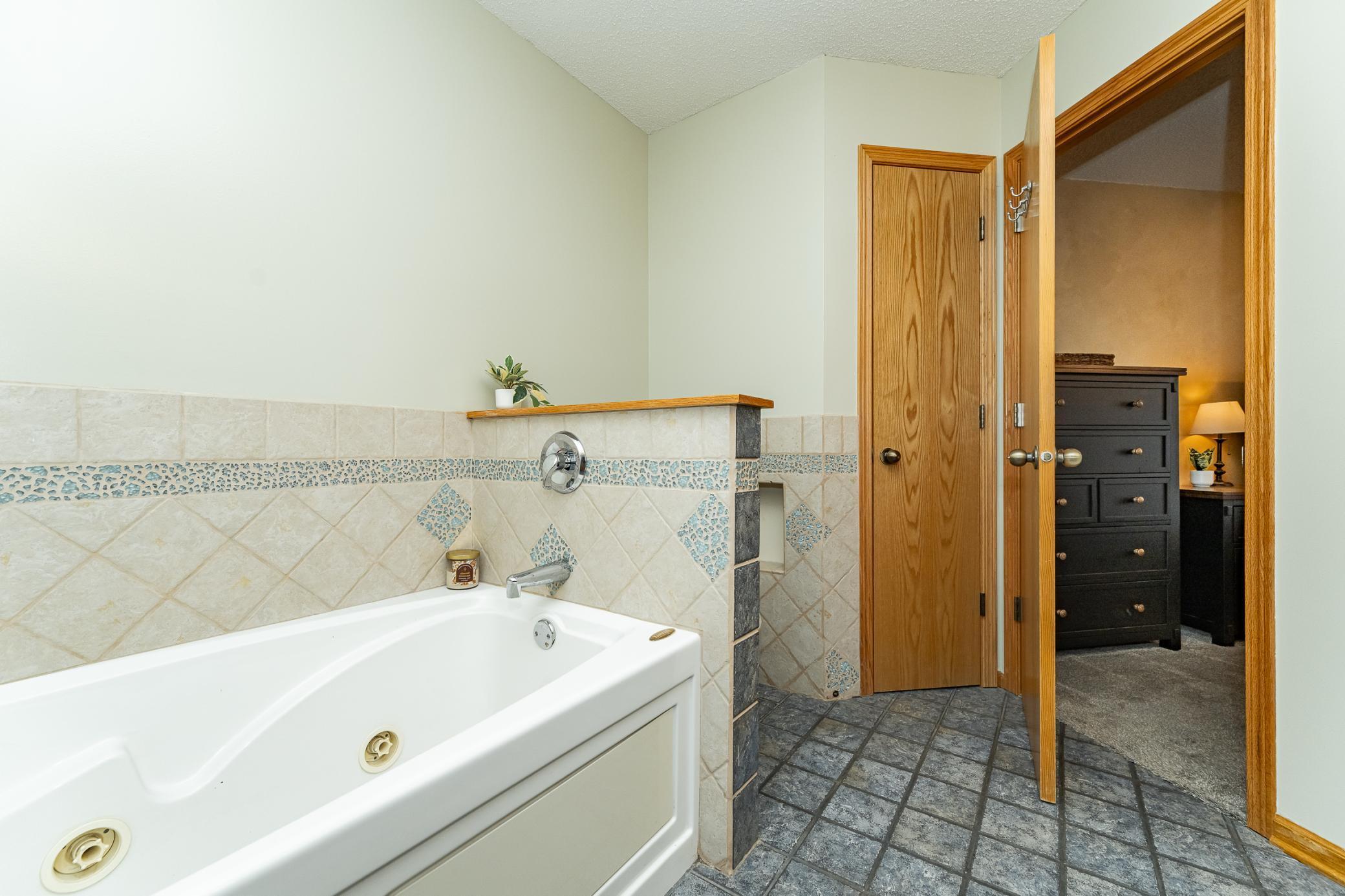 5415 51st Street Northwest Rochester, MN 55901 - Photo 18 of 34